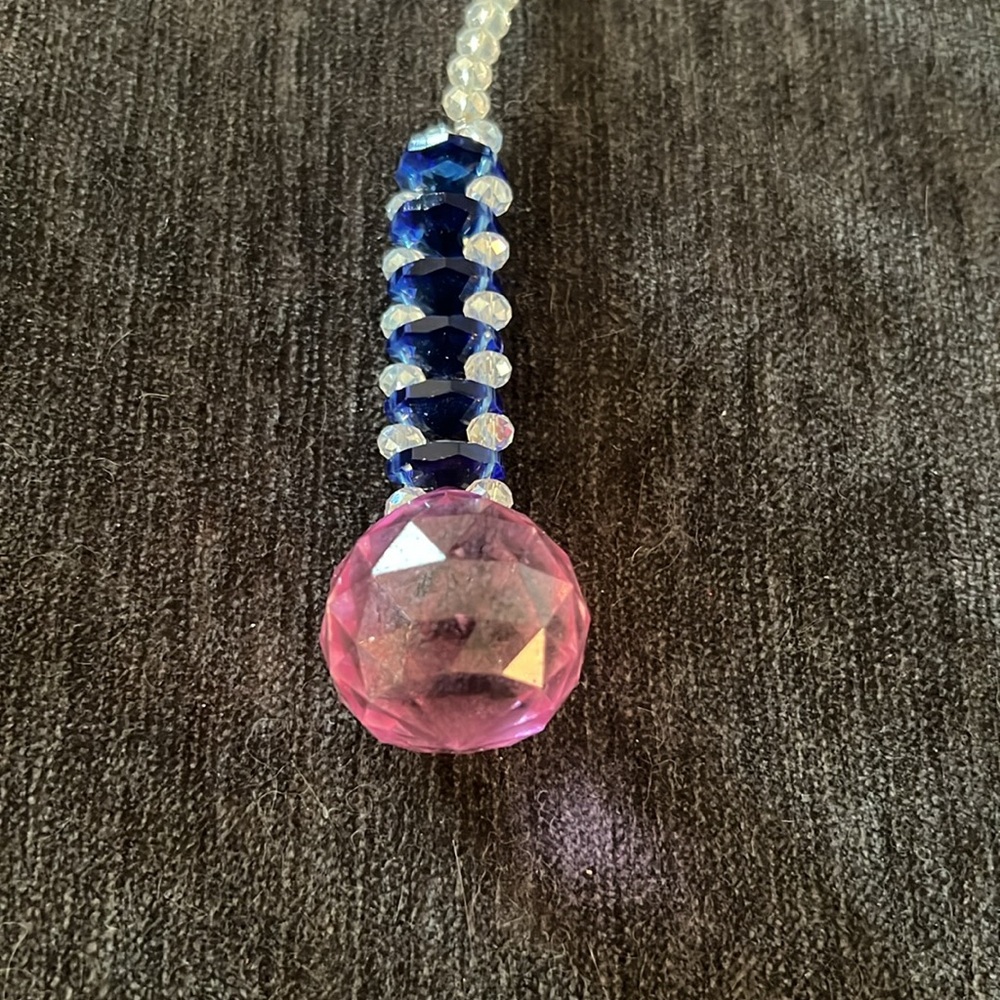 H&D K9 Crystal pink and blue sun catcher - Picture 3 of 4